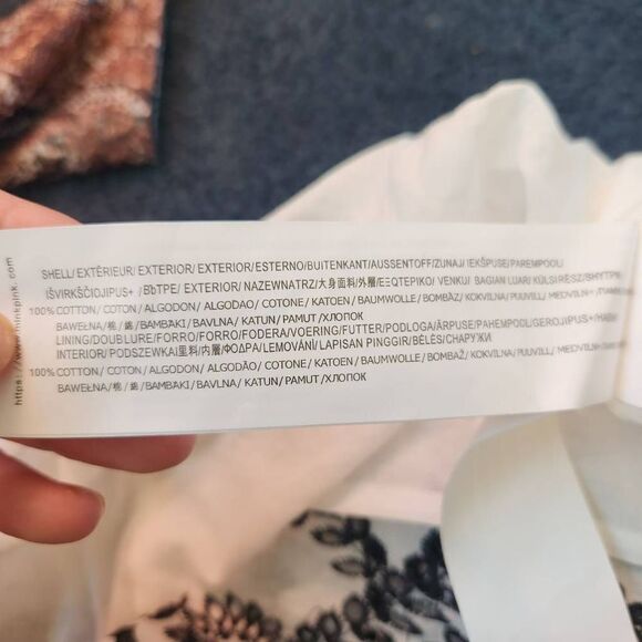 MinkPink Embroidered Floral Harvey Mini Shirt Black And White Size Small NWT - Picture 12 of 13